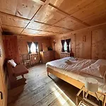 Vicinanza D'andraz Alpstuga *